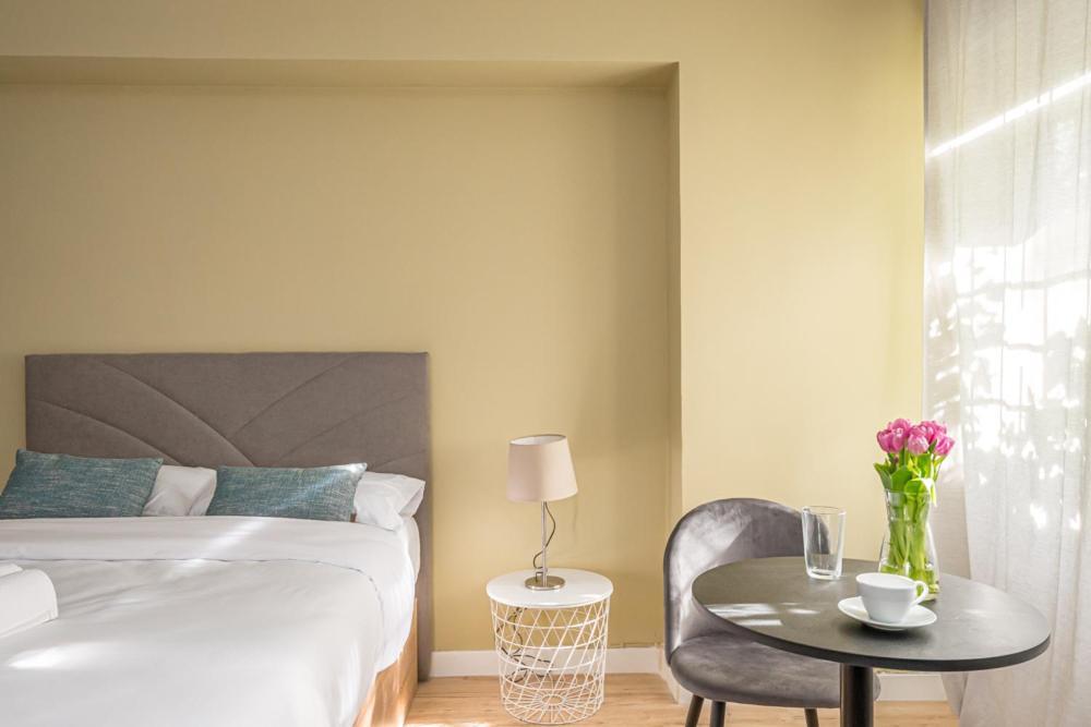 Madrid Rio Rooms ภายนอก รูปภาพ